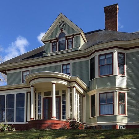 Guilford Bed And Breakfast Exterior foto
